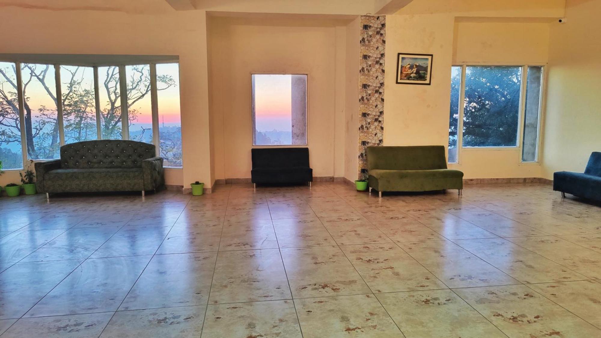The Ashoka Inn 300Mts Walkable From Mall Road Shimla Dış mekan fotoğraf