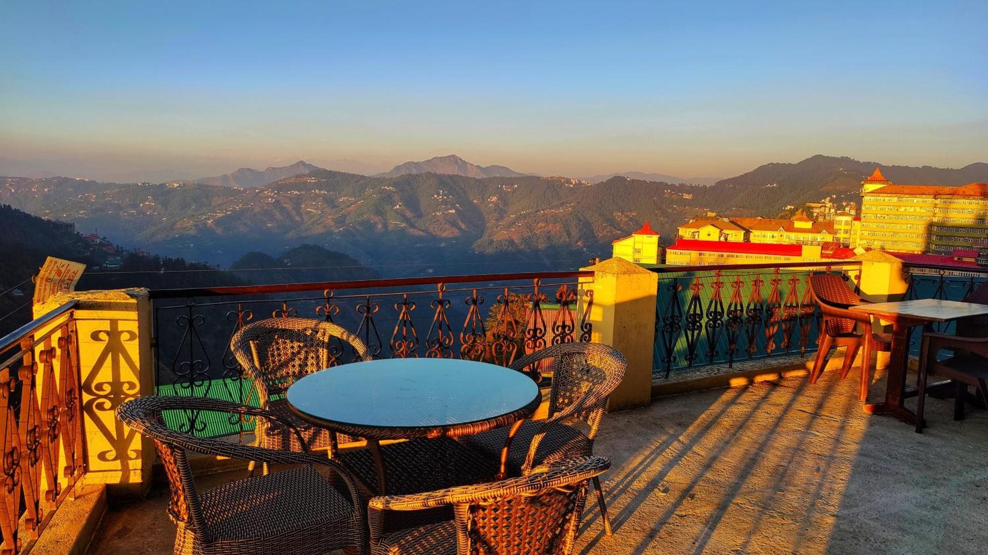 The Ashoka Inn 300Mts Walkable From Mall Road Shimla Dış mekan fotoğraf