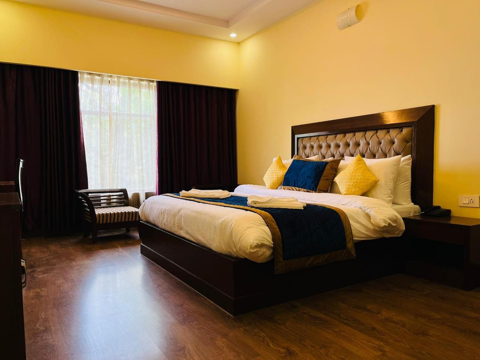 The Ashoka Inn 300Mts Walkable From Mall Road Shimla Dış mekan fotoğraf