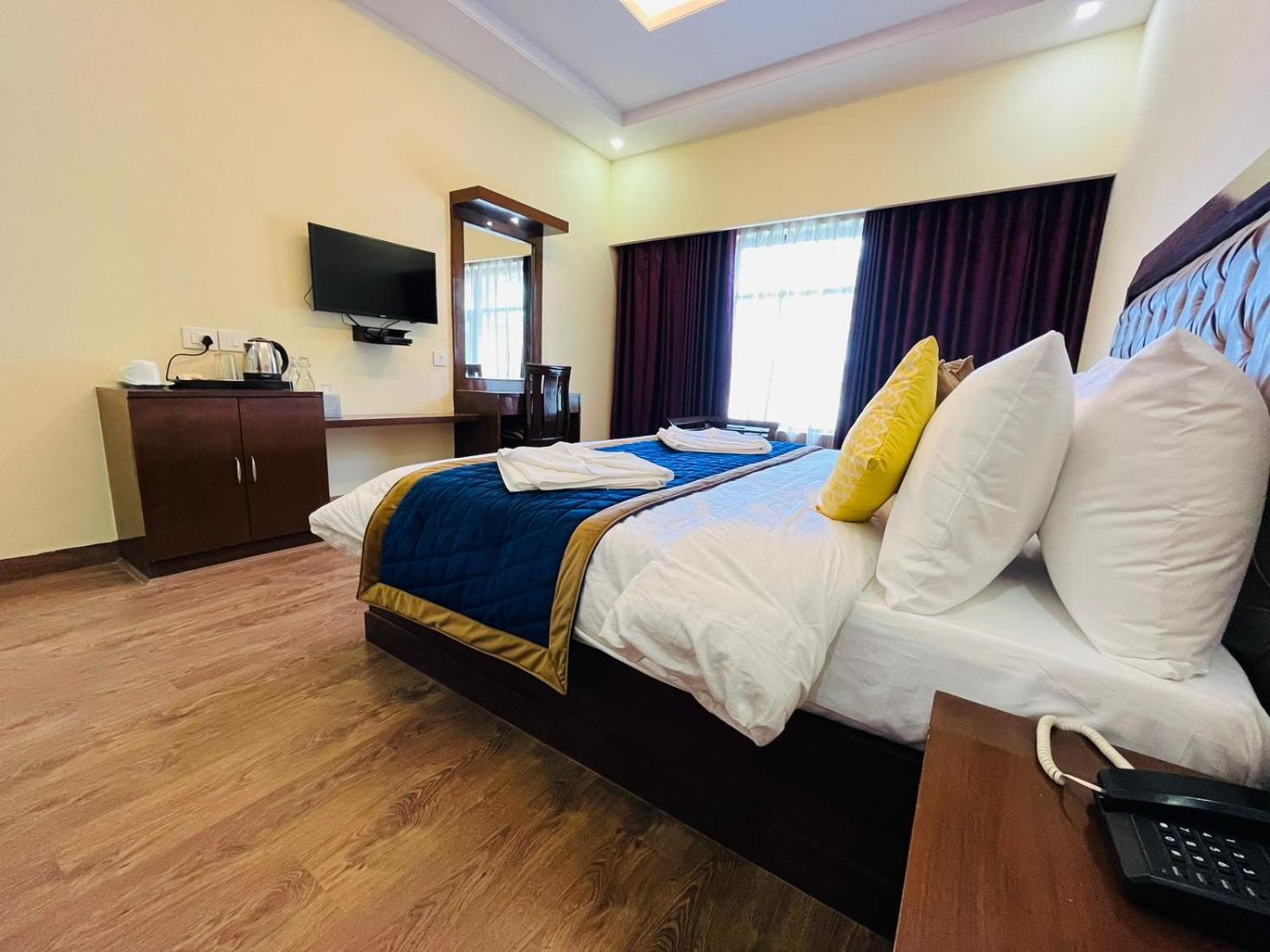The Ashoka Inn 300Mts Walkable From Mall Road Shimla Dış mekan fotoğraf