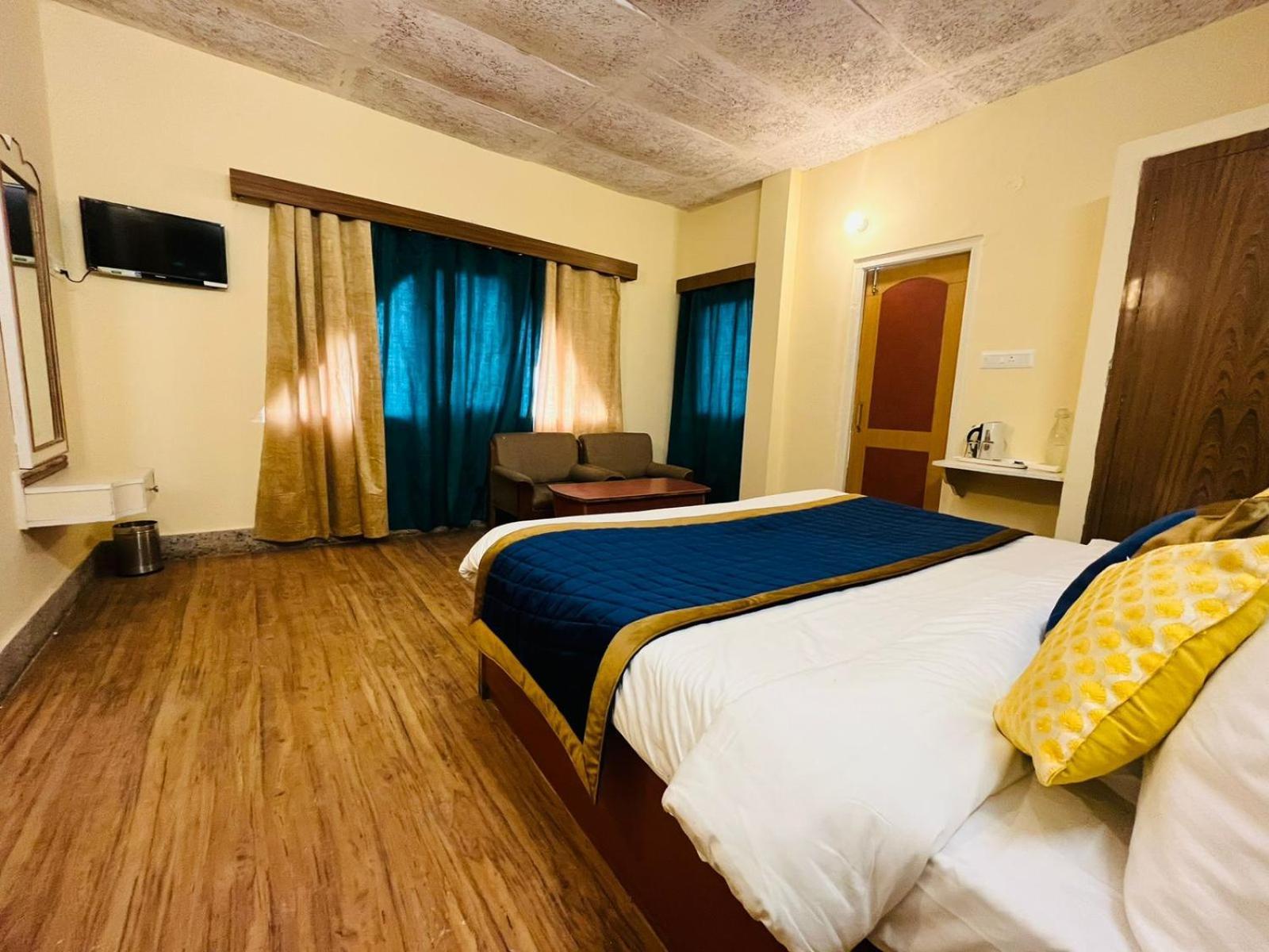 The Ashoka Inn 300Mts Walkable From Mall Road Shimla Dış mekan fotoğraf
